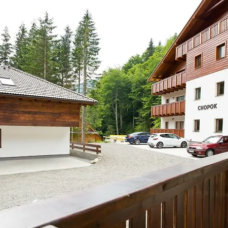 Apartament Dumbier *